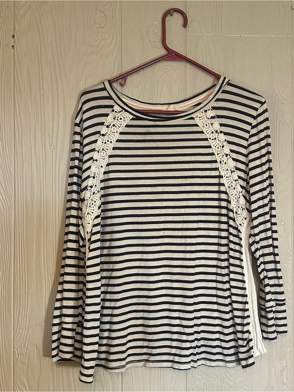 Mason & Belle Women’s Navy & White Striped Knit Scoop Neck Lace Top XL